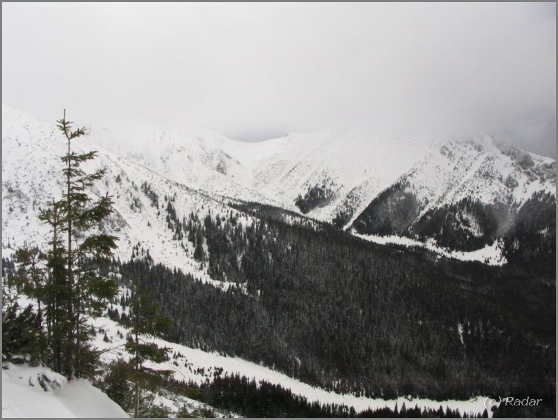 Widok na Giewont - niestety bez szczytu. wysoko ok. 1500m